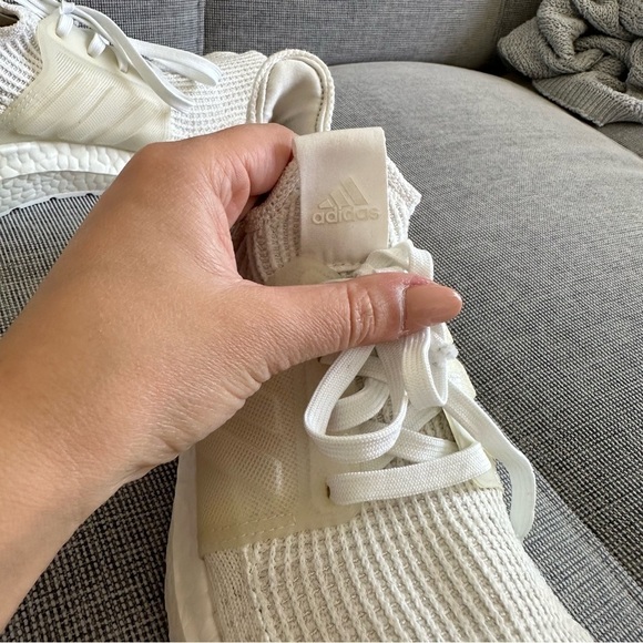 Adidas Ultra Boost 19 Sneakers Shoes Triple White Lace Up Slip On Size 7 Men’s - Picture 9 of 10